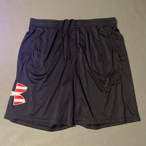 MENS UNDER ARMOUR TECH  FREEDOM FLAG LOGO BLACK SHORTS SIZE 2XL
